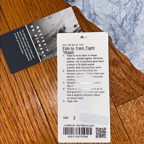 NWT LULULEMON Ebb To Train Tight Wash - Picture 4 of 6